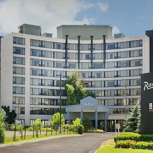 Radisson East Toronto